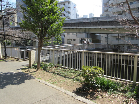 102一休橋1