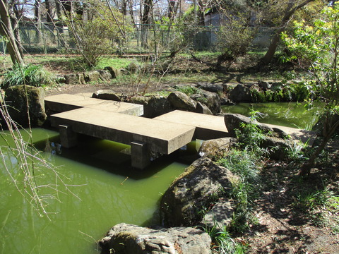 195浴恩館公園23