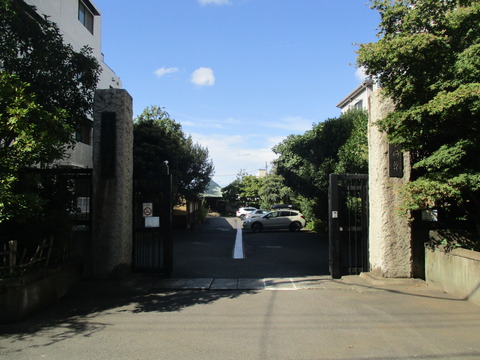 220教学院1