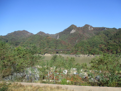 06対岸に橋2