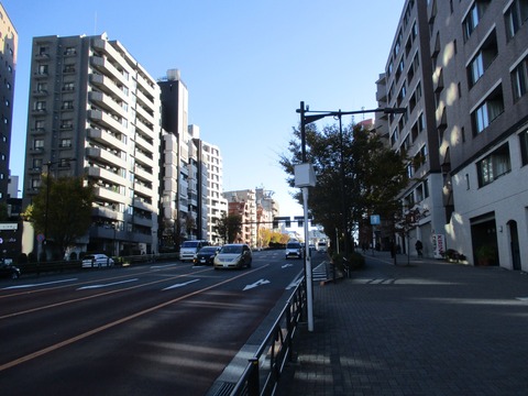 128富ヶ谷交差点5