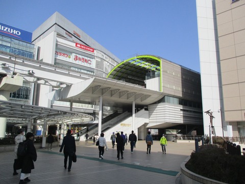03立川北駅