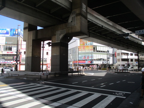 01三軒茶屋交差点