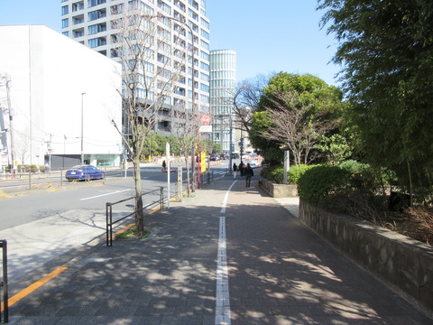 209日吉坂３