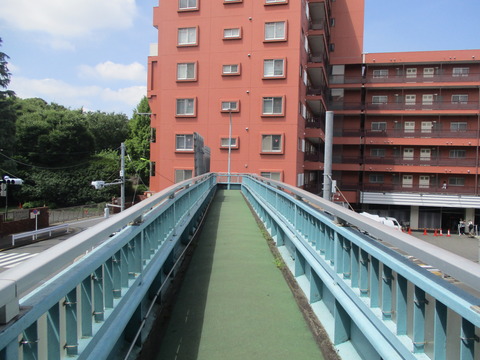03歩道橋3