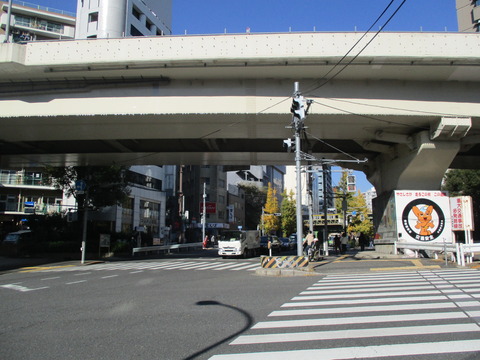 10北参道交差点2