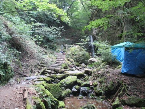 196綾広の滝1