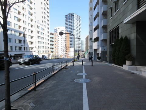 208日吉坂２
