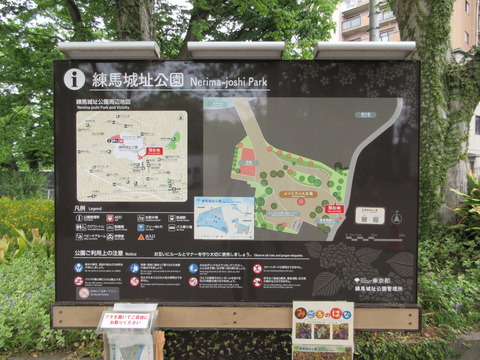 03エントランス広場２