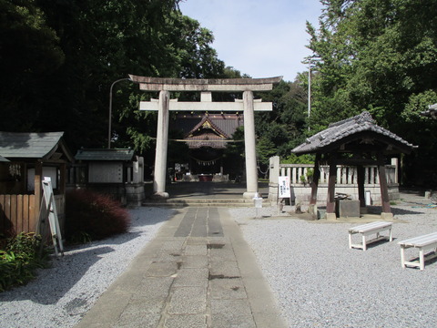 139社務所前