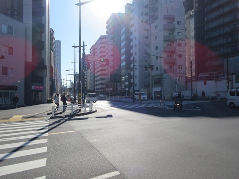 116市谷柳町交差点2