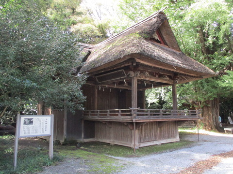 151神楽殿1