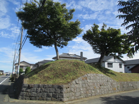 39土塁跡3