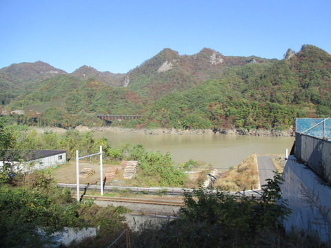 05対岸に橋1