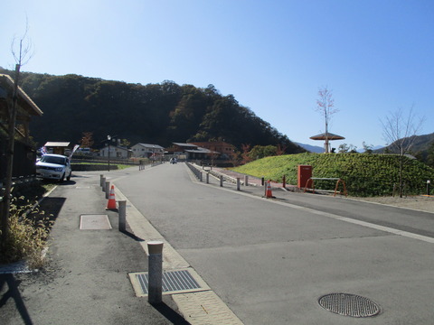 139温泉街メイン通り2