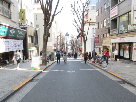 143引き続き神楽坂