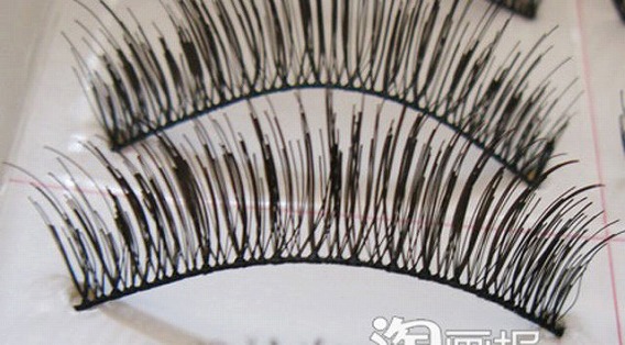 how_makeup_transformed_this_girl_640_14