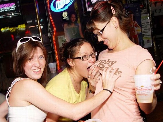 girls_not_being_girls_31