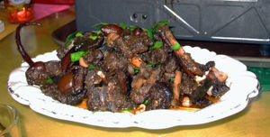 300px-Dog_meat_hotpot