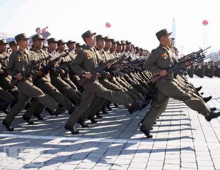 crazy_military_parades_16