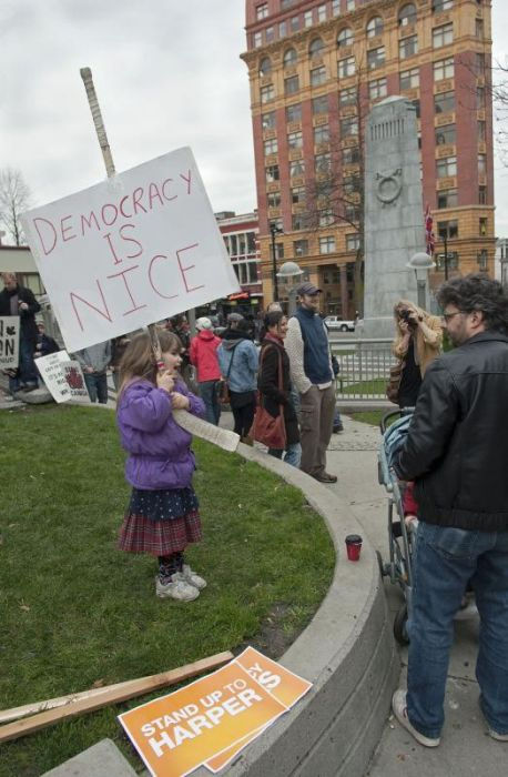 using_people_protesters_13