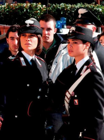 pretty_policewomen_640_12