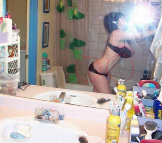 overly_complimentary_photoshop_fails_640_05