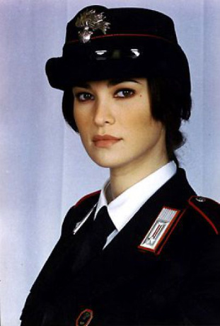 pretty_policewomen_640_05