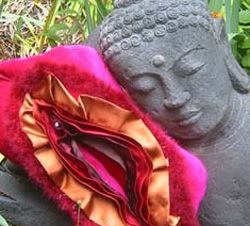 ���⤤����