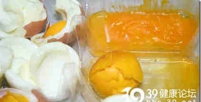 man_made_fake_eggs_08