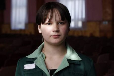 cute_and_prisoned_640_15