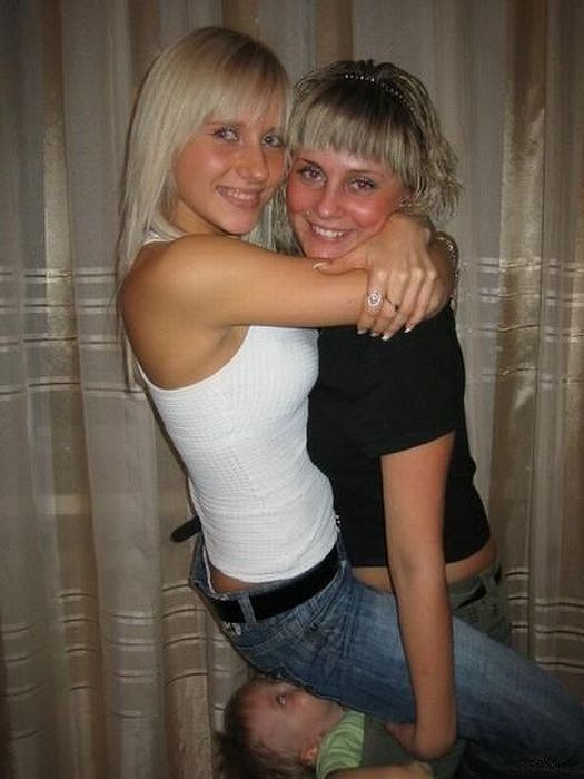 girls_not_being_girls_11