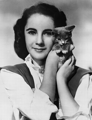 famous_people_and_their_cats_17