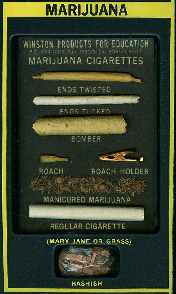 a_drug_kit_from_the_1960s_640_high_05