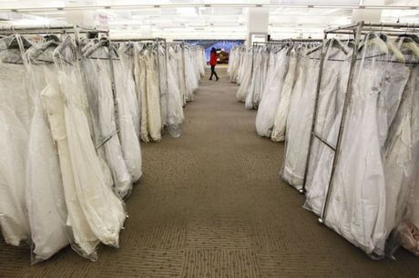 wedding_dress_race_01