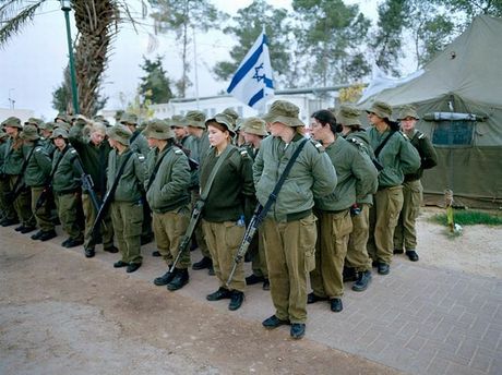 girls_of_israel_army_forces_60