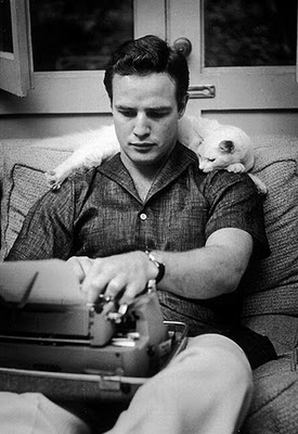 famous_people_and_their_cats_02