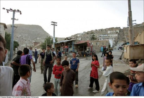 comparing_afghanistan_2010_640_06