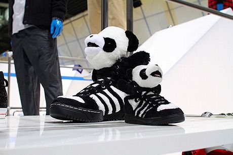 adidas-Originals-by-Originals-Jeremy-Scott-Panda-Sneakers-03