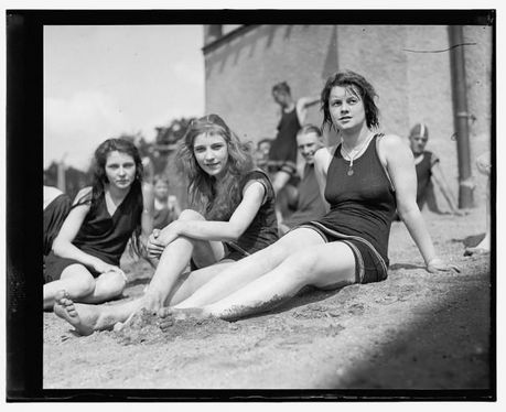 vintage-swimsuits-11