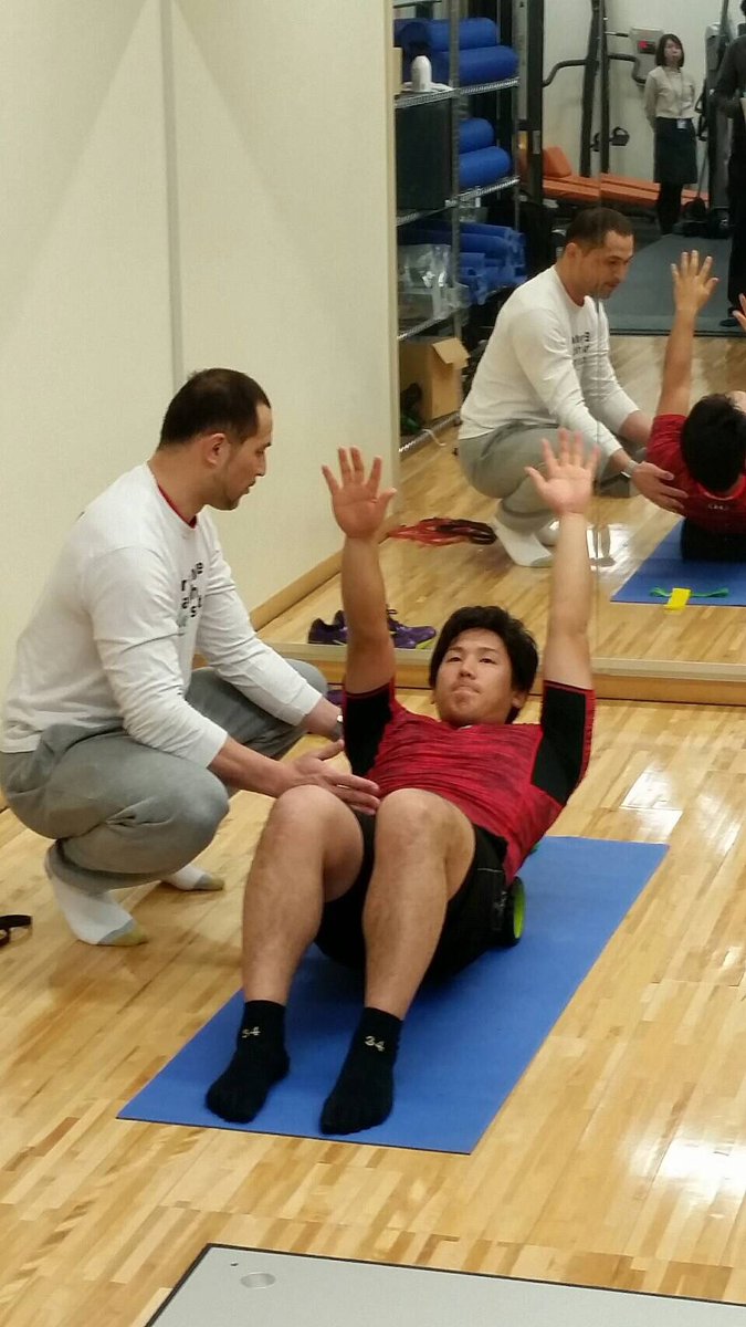 オリックス吉田正尚さん ウキウキで室伏と筋肉トレーニング パ専