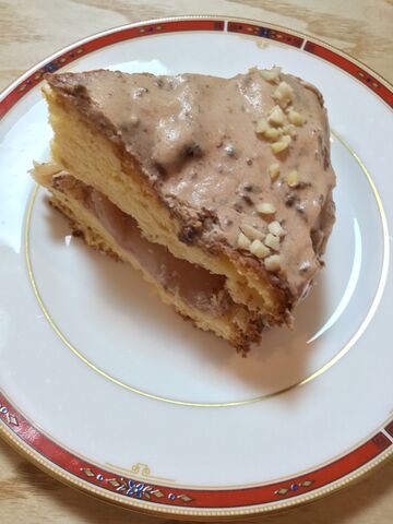 りんごの赤ワイン煮とチョココーティングのケーキ やさしい甘さ 料理したことないolが料理できるようになるまでの軌跡