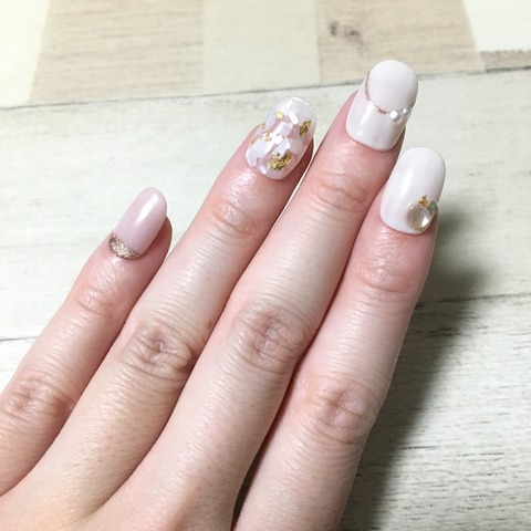 5158B096-6F79-4F12-96AC-E3C596E68721