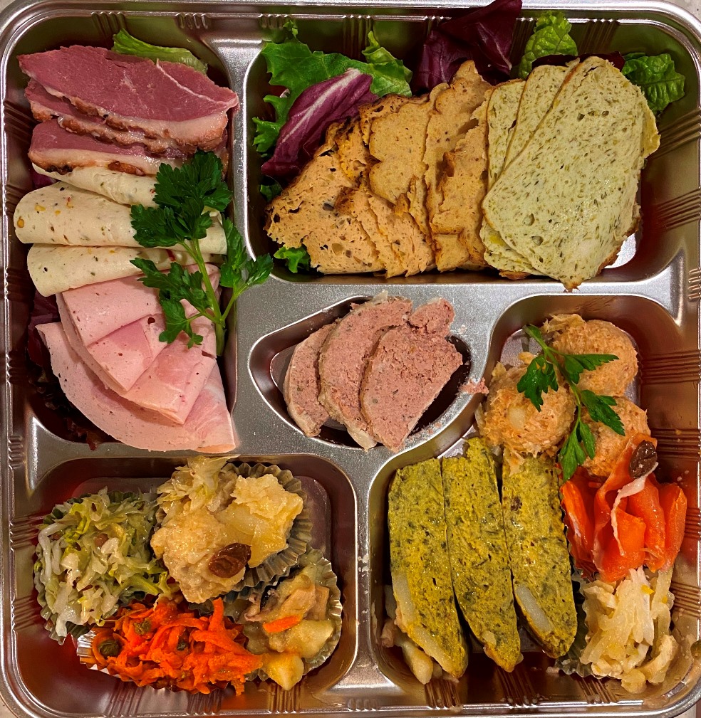 テイクアウト 豪徳寺発 三輪亭 日本唯一の南チロル料理専門のレストラン No Gourmet No Life