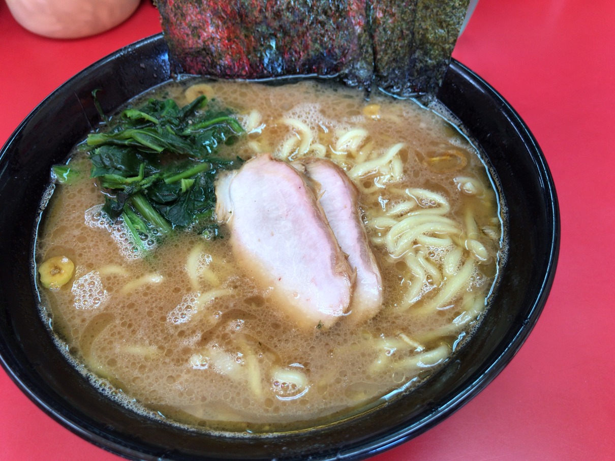 新杉田発 杉田家 吉村氏に 裏切らないのは 杉田家 と はじめ家 と言わしめた 吉村家 直系1号店 No Gourmet No Life