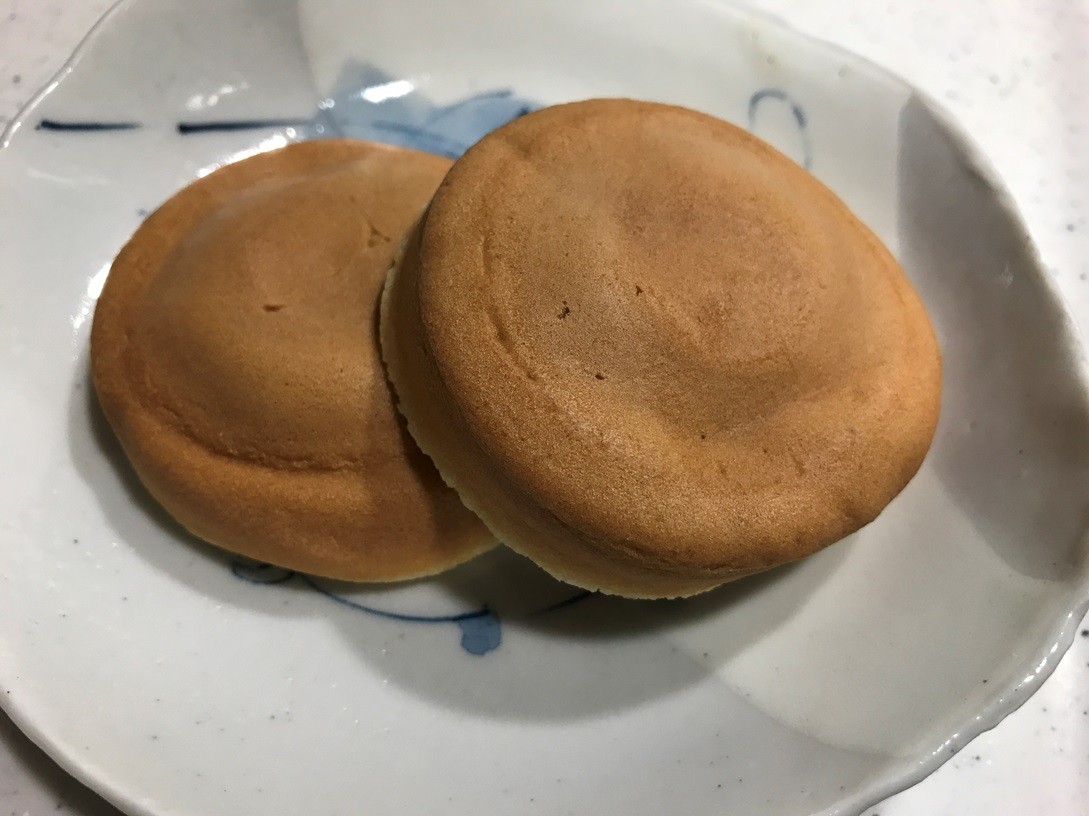 京都発 阿闍梨餅本舗 満月 阿闍梨餅は京都土産の代表格ですね No Gourmet No Life 京都発 阿闍梨餅本舗 満月 阿闍梨餅は京都土産の代表格ですね No Gourmet No Life