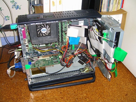 hp_d325_inside