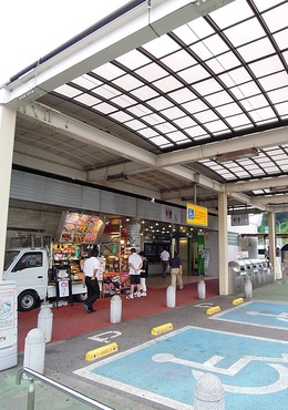 港北パーキングエリア上り