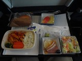 14_10_Die Mahlzeit im Flugzeug