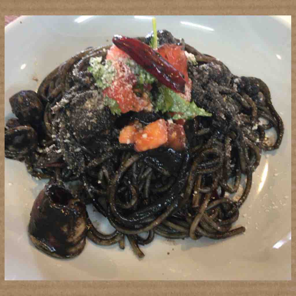 イカスミパスタ パスタ食堂源七ブログ 源七郎の営業日記２